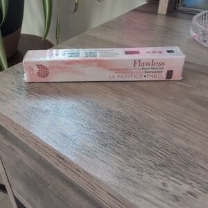 La Prestige Paris Flawless Black Mascara